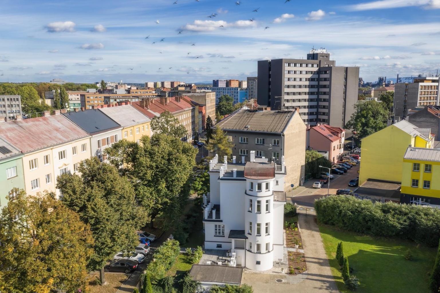 Apartments Villa Whitehouse Ostrava Exterior foto