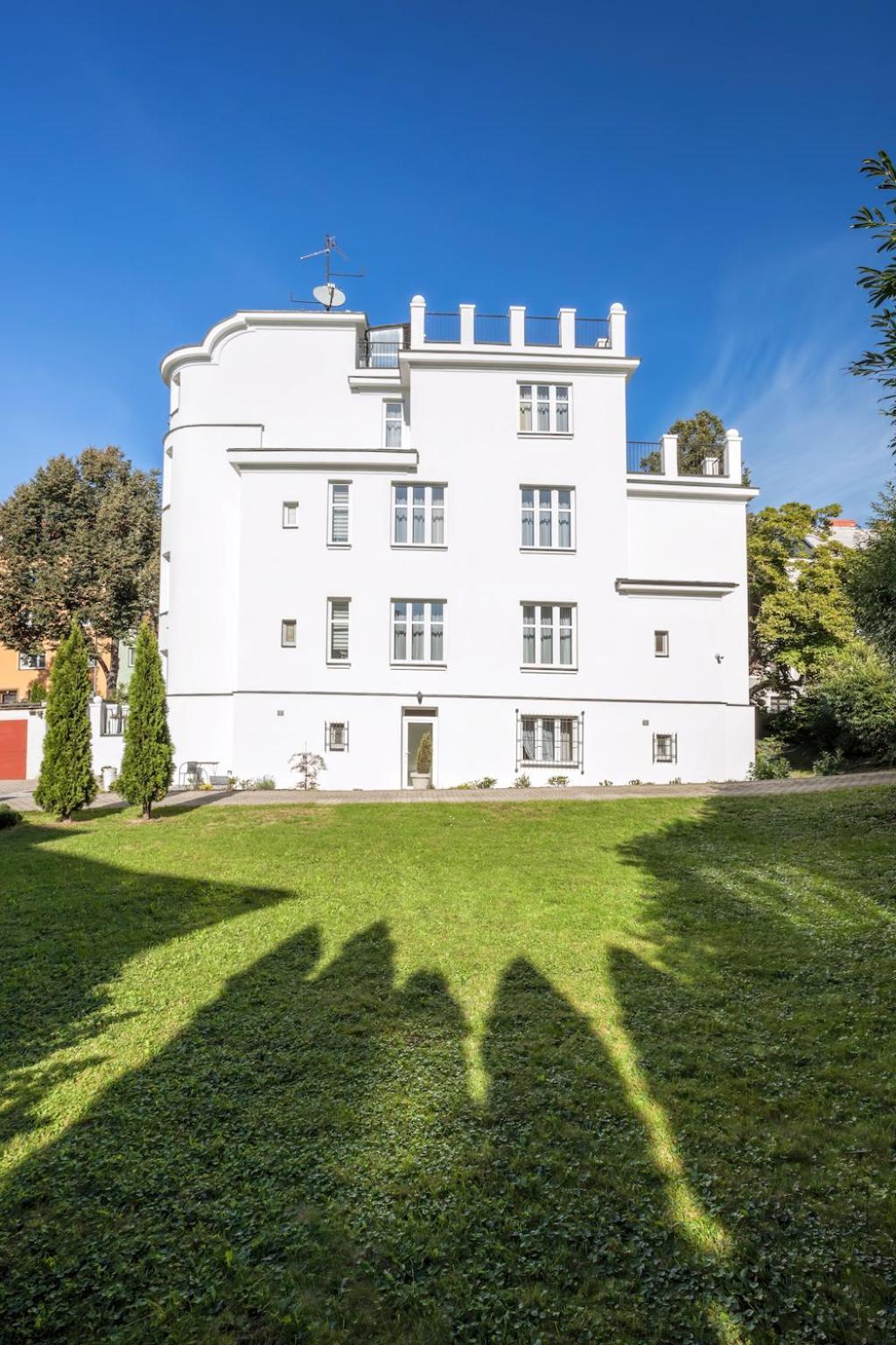 Apartments Villa Whitehouse Ostrava Exterior foto